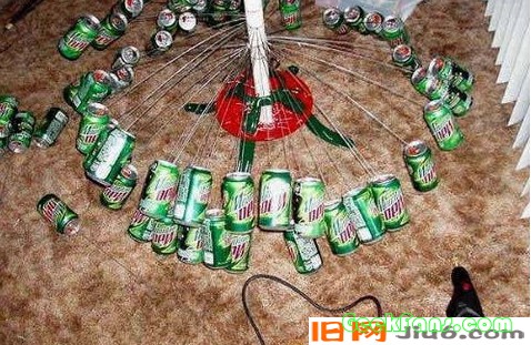 [ 教程 ] 易拉罐手工制作:diy圣诞树