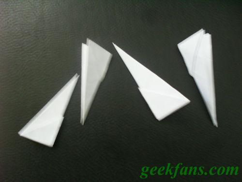 [ 教程 ] 极具观赏性纸飞机的折法