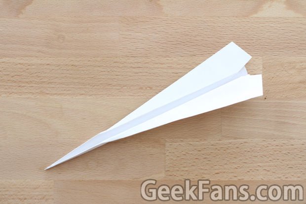 [ 教程 ] 可以飞五层楼高的超级纸飞机