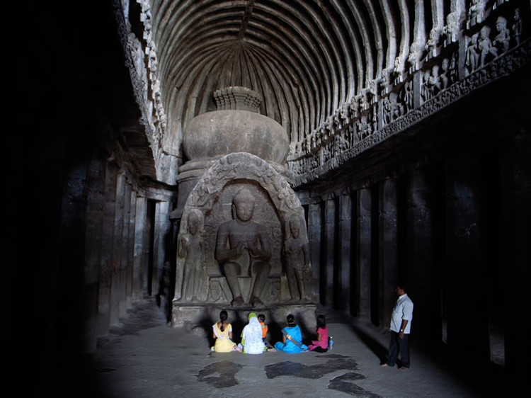 号,佛教石窟:这是          埃洛拉石窟(ellora