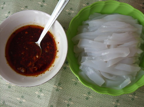 香辣胡豆凉粉