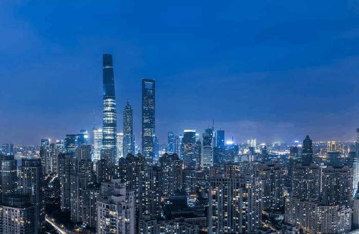 印度人:上海再加把劲就能超过孟买了!