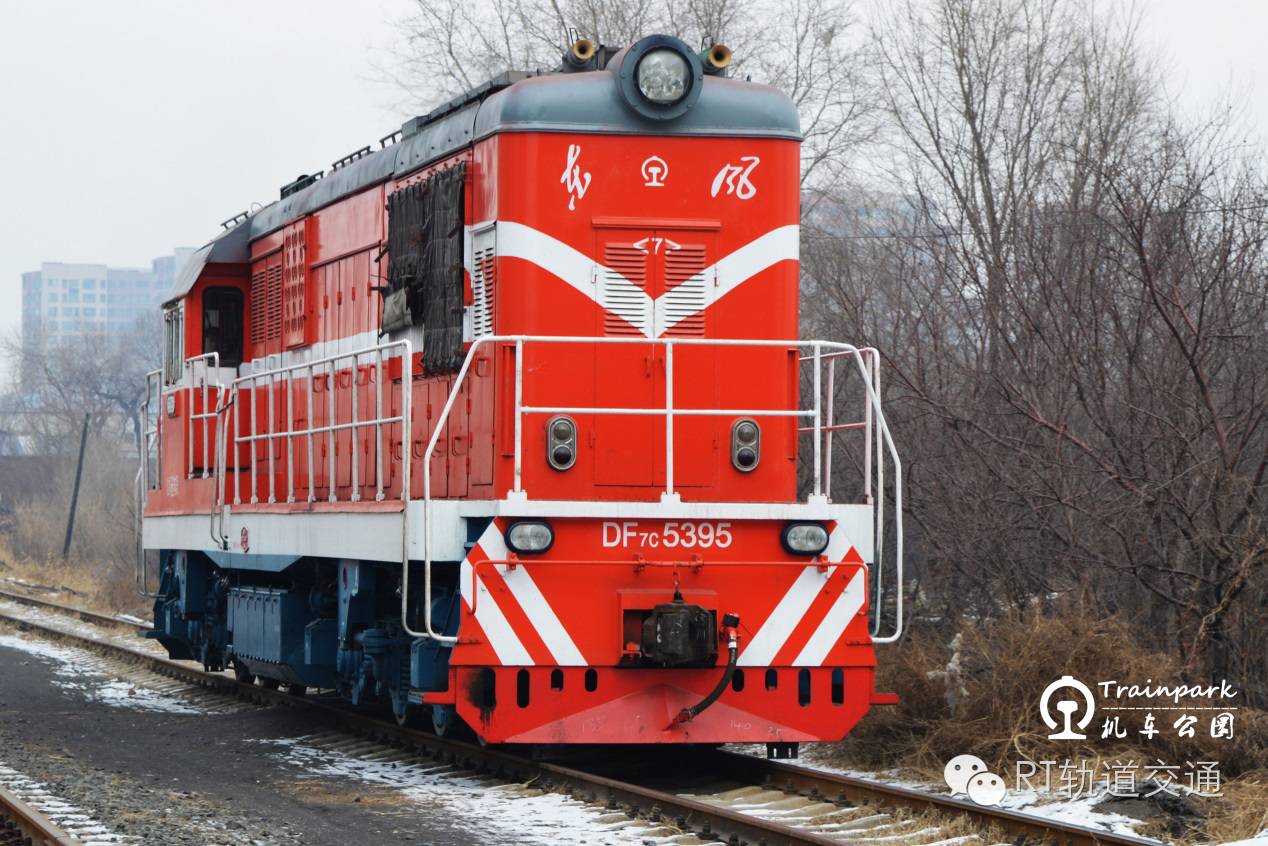 (东风7c型柴油机车,图片来自trainpark机车輁圆-铁鏴的囬忆)