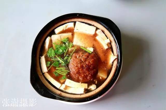 狮子头豆腐砂锅