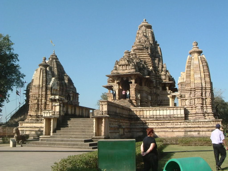 印度之八:克久拉霍古迹组,世界唯一的xing爱神庙
