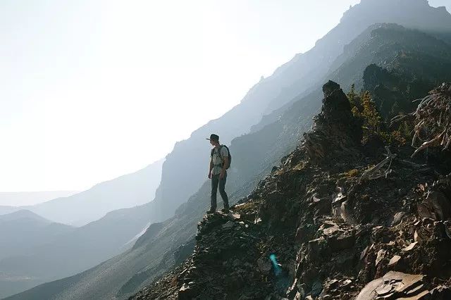 【高太爷】真正的成长,都需要你孤独地翻山越岭