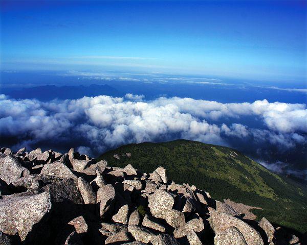 中国最美的十大名山和最美的十大"非著名山峰"(组图)