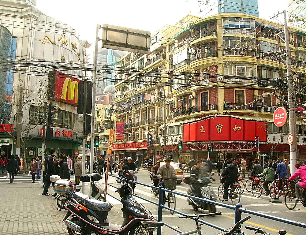 与福州路的交叉口.
