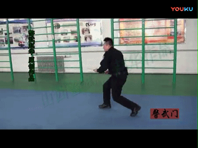 伸缩棍套路(gif)