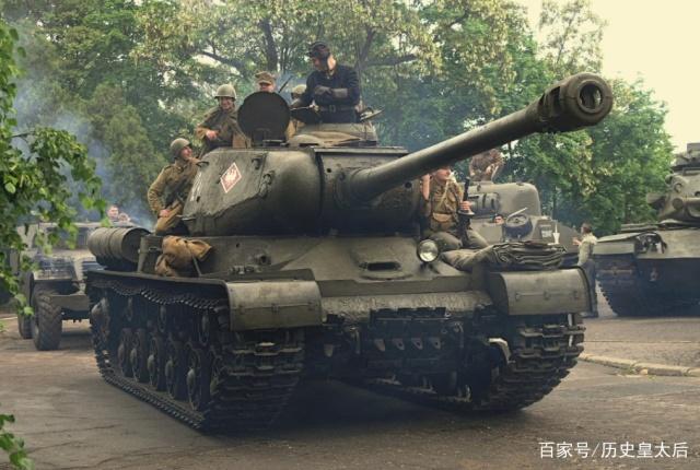 斯大林的猎虎杀手,苏维埃的红色铁锤——is2重型坦克