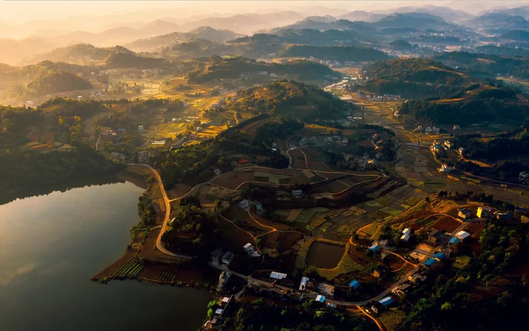 李子柒隐居地公开四川这座比成都还安逸的城市究竟是什么神仙地方