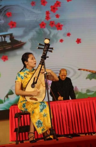 琵琶:王宜云 书法:石聚智 昆曲《惊梦》 顾玲 戚建农著名的苏州地方戏