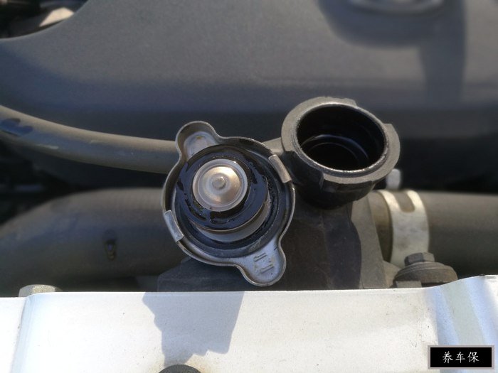 长安cs35更换防冻液步骤详解