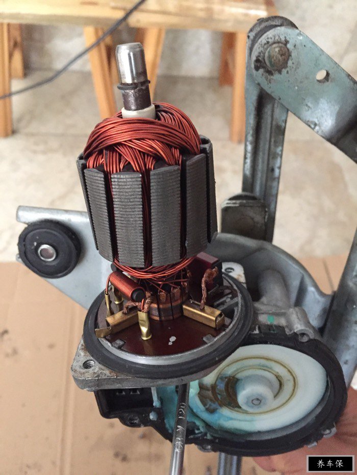 荣威550自己保养之更换雨刮电机碳刷经验分享