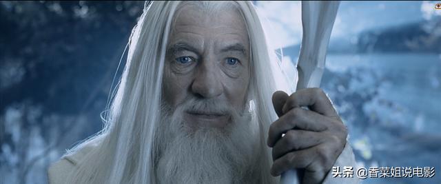 你知道指环王中甘道夫为何会死而复生并晋升为白袍巫师的吗