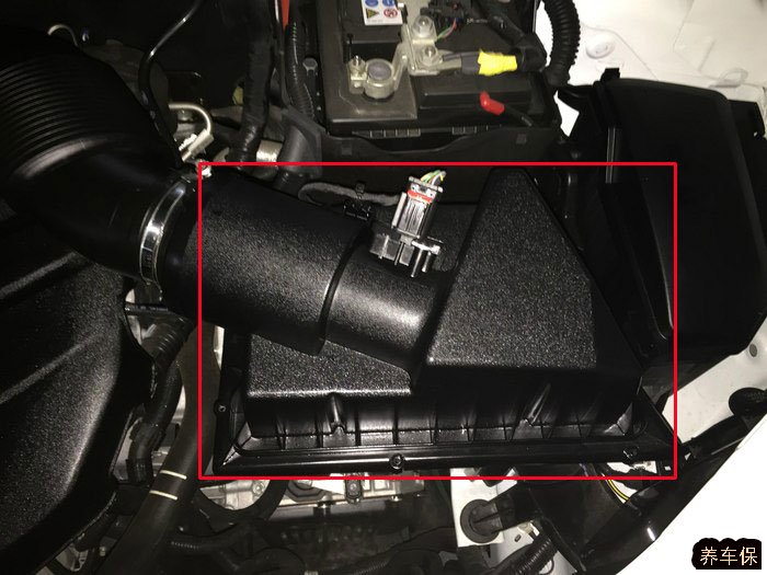 路虎神行者2典藏版更换空气滤芯教程分享