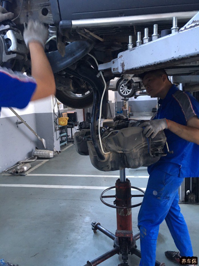 途观油箱漏油之更换新油箱图文分享