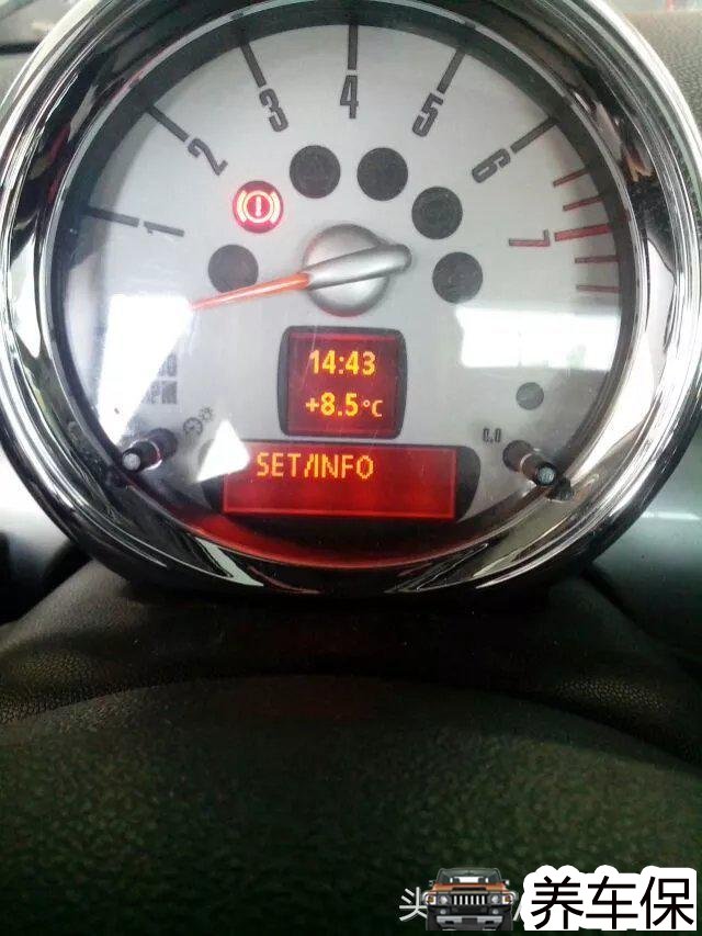 宝马迷你mini保养灯归零的方法