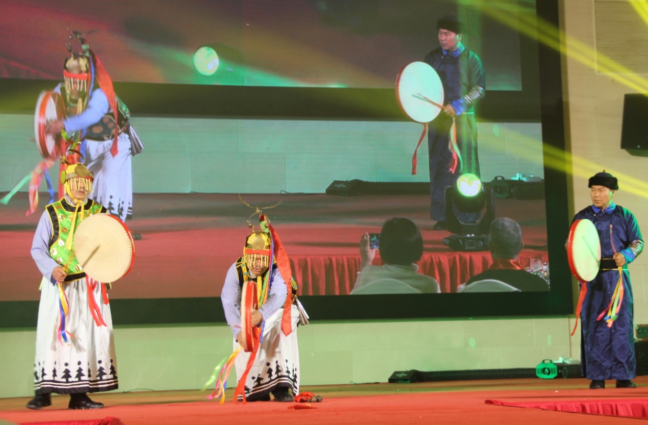 《吉祥萨满舞》 关连福 关长继 关长宝河南滑县的大网红小胡子郭连鹏