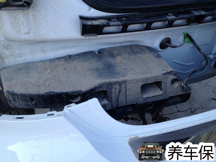 上海大众polo安装防撞梁图解