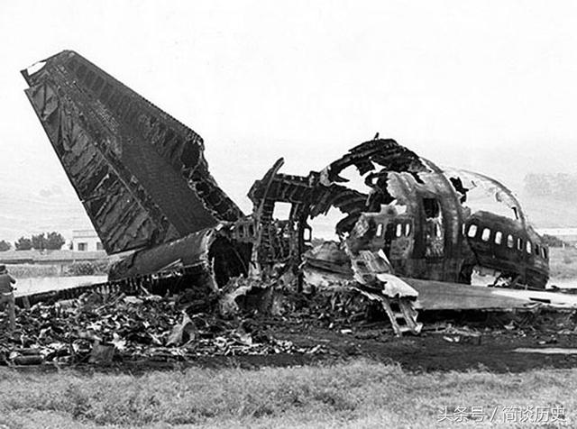 人类历史上伤亡最惨重的特内里费空难却是由各种细微因素造成的