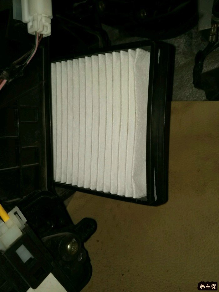 福美来更换空调滤清器教程