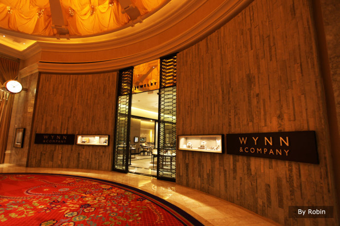 wynn encore酒店里拥有拉斯维加斯最高端的精品商街,所有顶级大牌店面