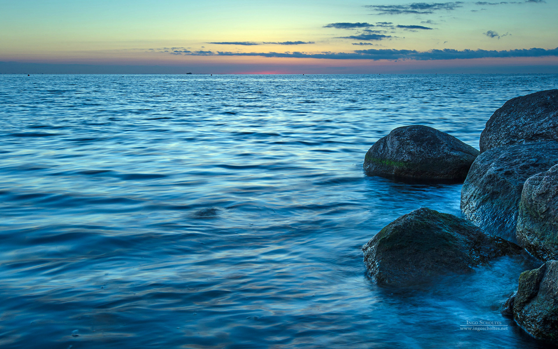 养眼醒目对眼睛有好处的桌面
