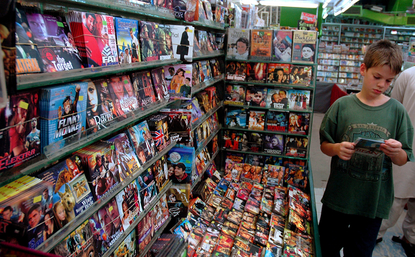 美国凭什么封中国为"最大假货市场"