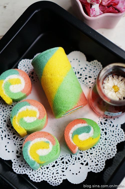 春天烘焙季#五彩斑斓的彩虹蛋糕卷