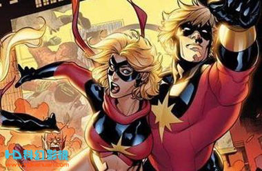 女的身份第一次出现在当年的秘密战争, 即是彼得·帕克取得symbiote