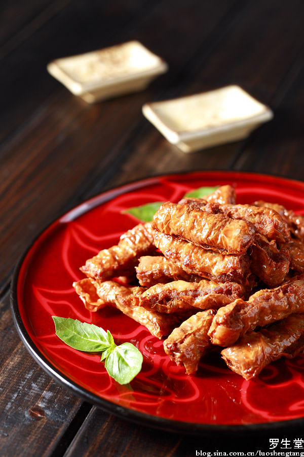 老北京最著名的清真小吃炸松肉厨房小混子五十六