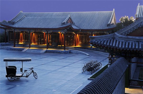 酒店隔壁便是昔日皇家别院,让安缦在中国的—出世便带有许多神秘气质.