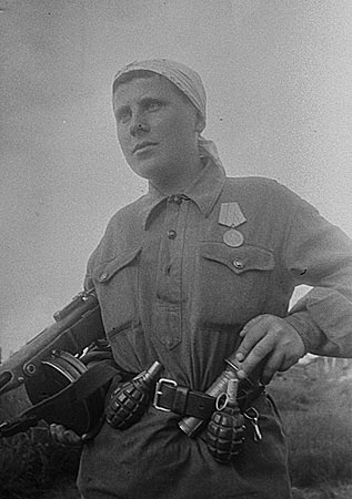 老照片:伟大的卫国战争中的苏联妇女