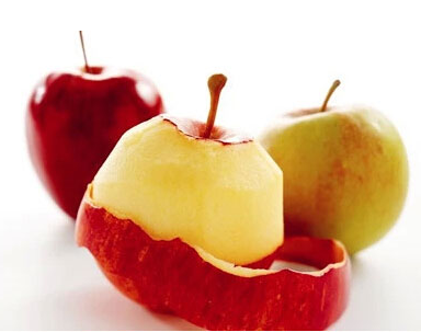 1,苹果皮——抗氧化苹果皮含丰富的膳食纤维,能帮助消化.