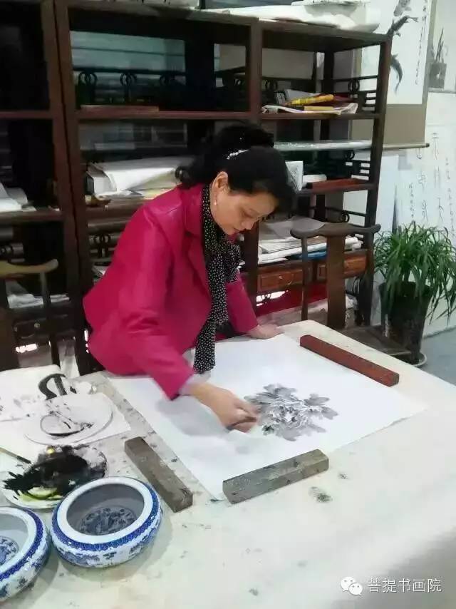 北京女画家杨金爱木小易写意花鸟欣赏一