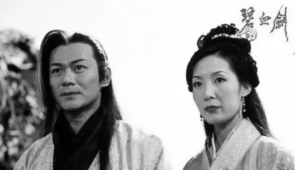 黄药师和冯蘅;也正因为此,所以才有很多正本以外,延伸出来的金庸剧.