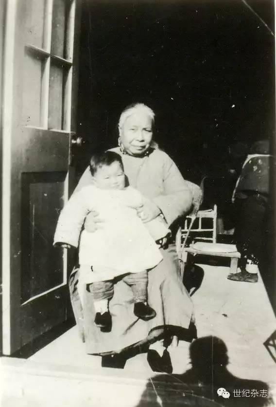 假如没有那场绑架丁玲与冯达在半淞园的一张合影