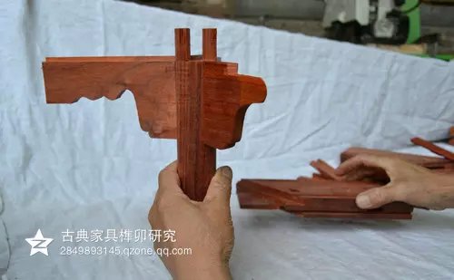 古典家具榫卯结构(十六)——一腿三牙方桌