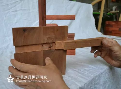 古典家具榫卯结构(十六)——一腿三牙方桌