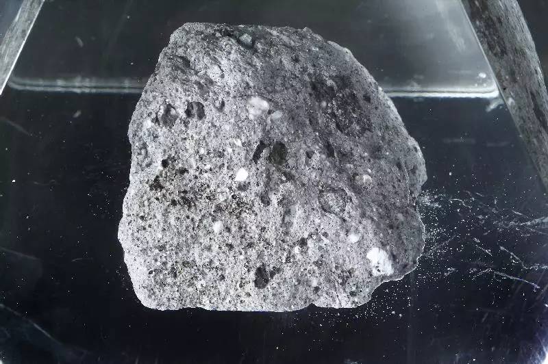 超级宇宙飞船——月球!