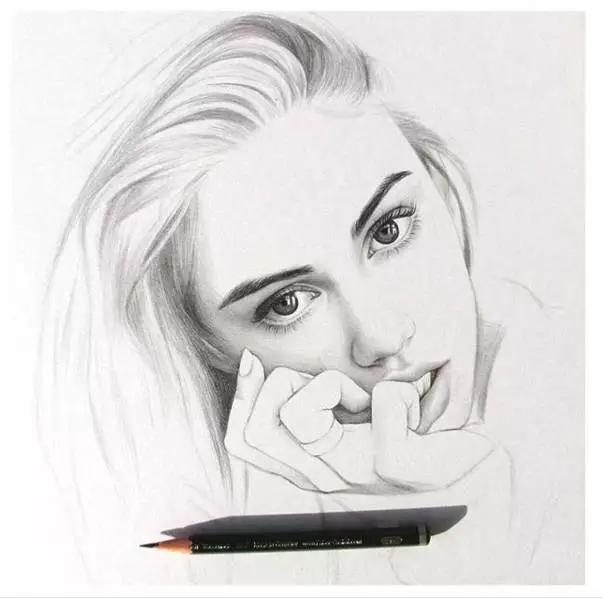 我的假铅笔可能换个主人就能画出非常细腻的素描