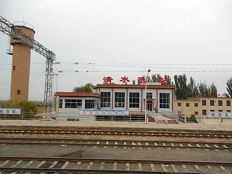 酒泉卫星发射基地清水西站(军事管理区)通往酒泉卫星发射基地 的专用