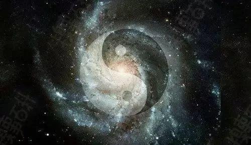 是万物发展变化的起源,是一切事物的本源,阴阳是宇宙之中的规律,黄帝