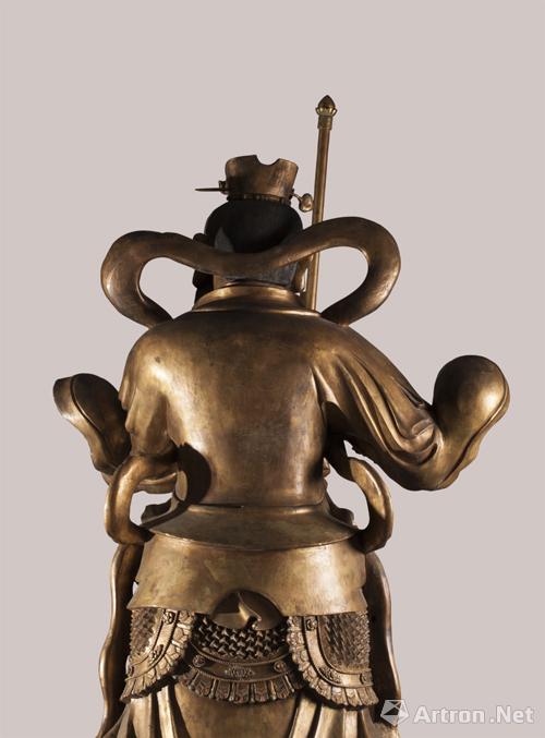 惊为天人!那些令人叹为观止的巨型护法神像(图)