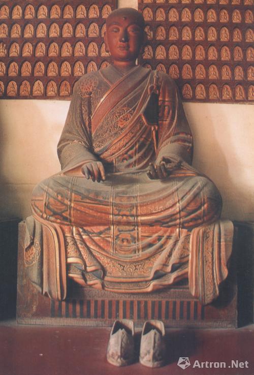 高约120厘米(图8)北京广济寺元代铜镀金水月观音菩萨像高36厘米(图7-1