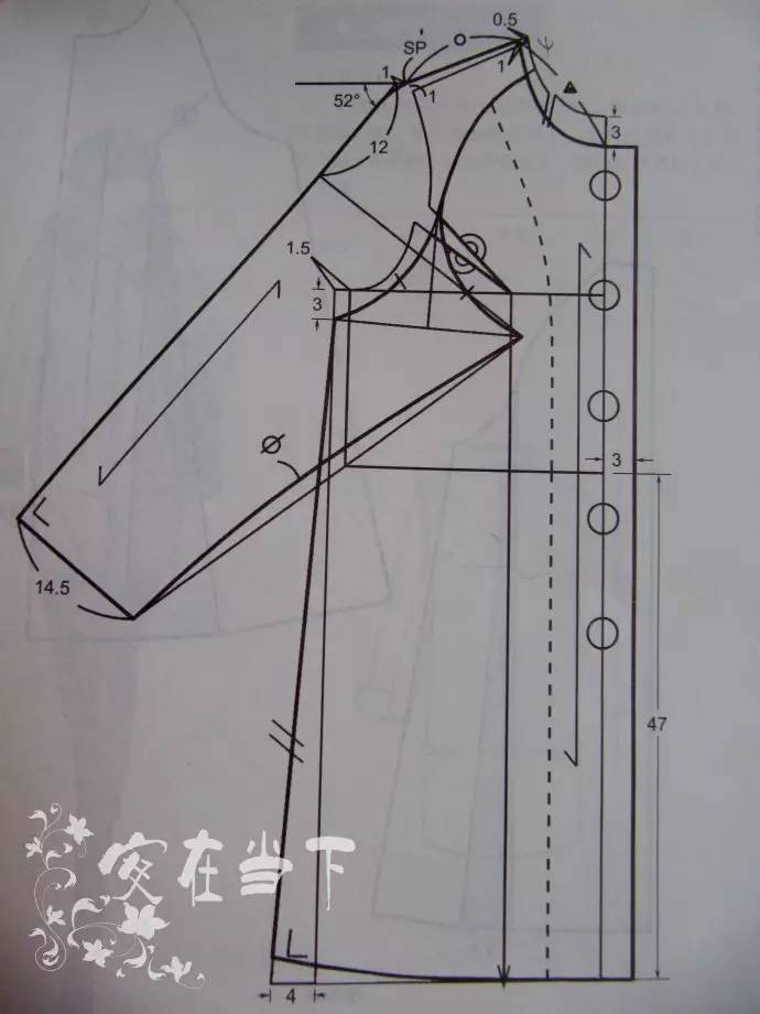 插肩袖大衣裁剪图 缝制过程