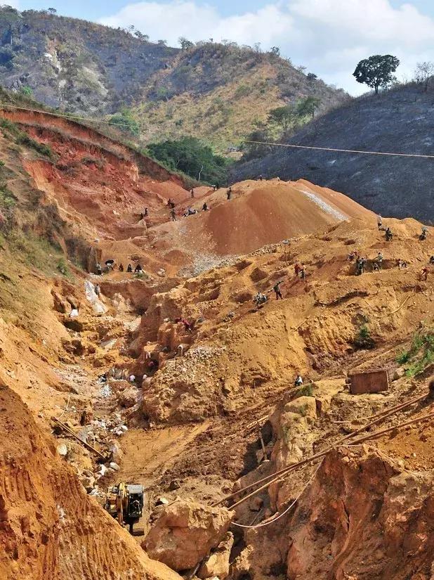 红宝石残积-堆积矿床次生矿床是指已经形成的矿产的全部或部分,从原来