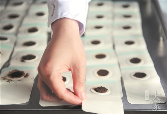 口疮哮喘疳积腹泻这些小儿病可用外敷法