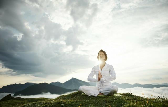 教你最简单的打坐方法每日10分钟改变大脑消极状态